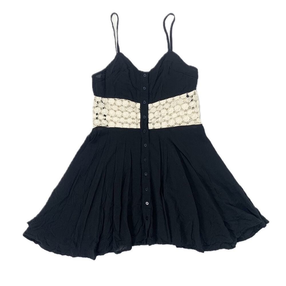 NWOT Crochet Waist Cutout Babydoll Tunic Top